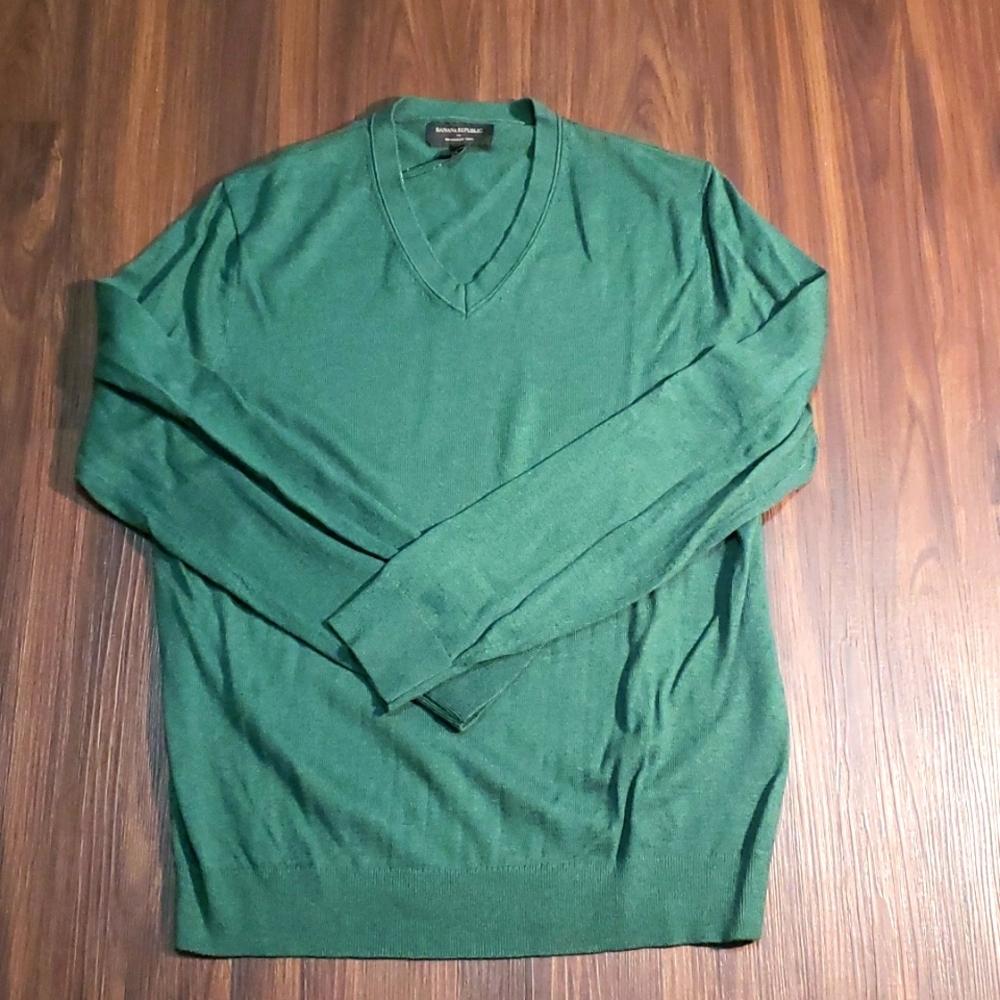 NWT Banana Republic Factory Premium Luxe Yarn Sweater
